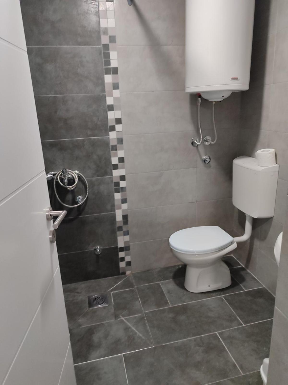 Apartmani Hub Nis Bagian luar foto