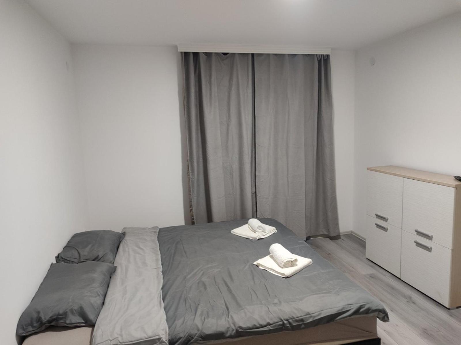 Apartmani Hub Nis Bagian luar foto