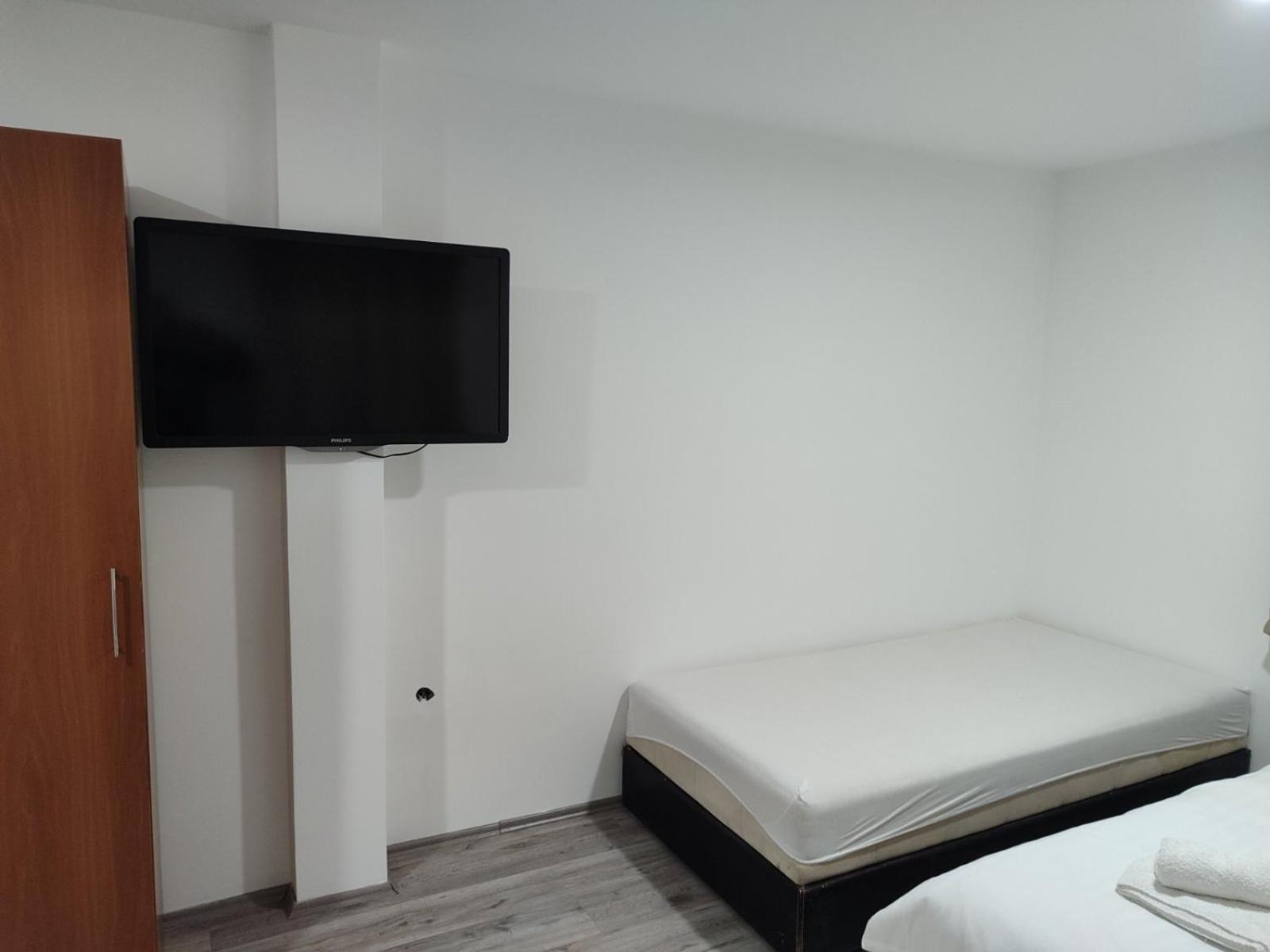 Apartmani Hub Nis Bagian luar foto
