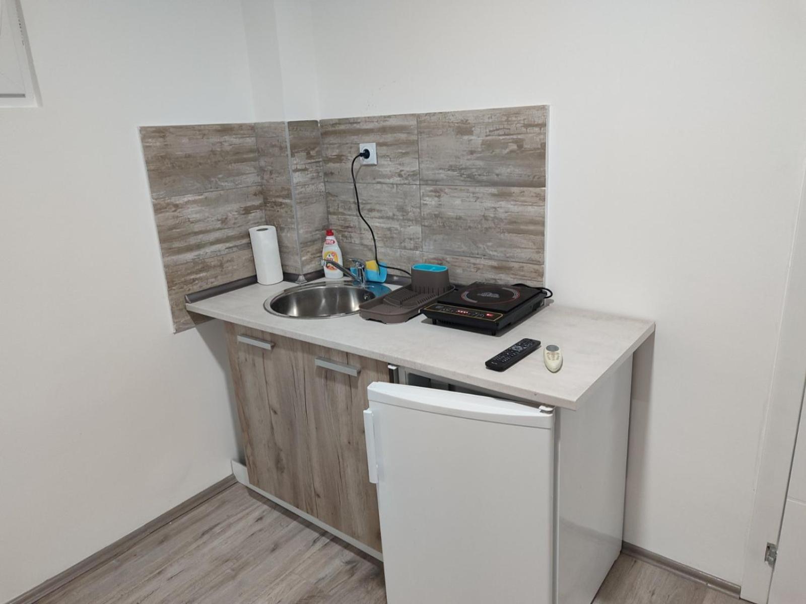 Apartmani Hub Nis Bagian luar foto